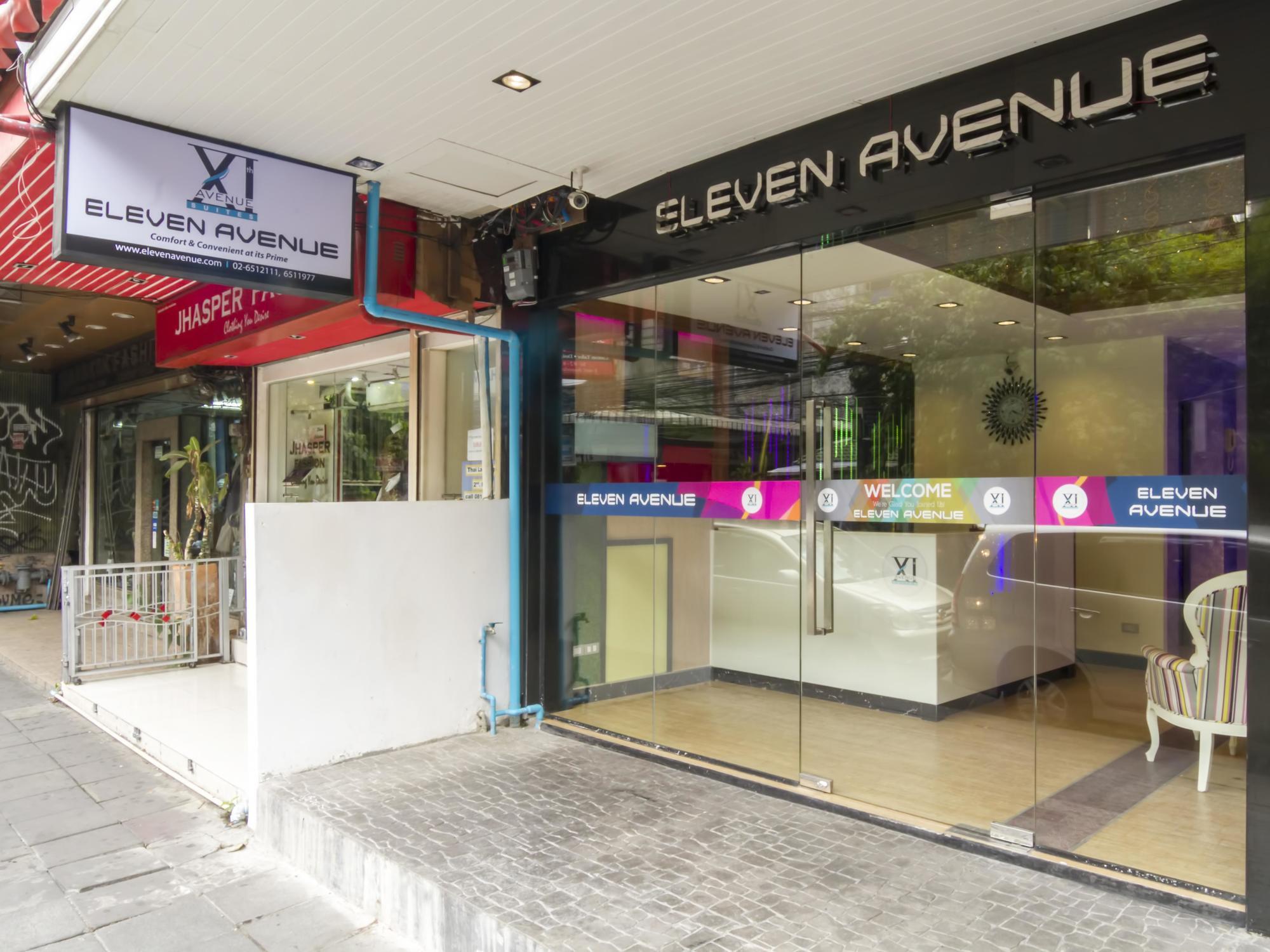 Eleven Avenue Suites Bangkok Buitenkant foto